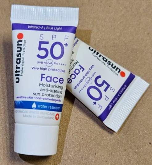 π Ultrasun Face SPF50+ // 5 ml (100% off)