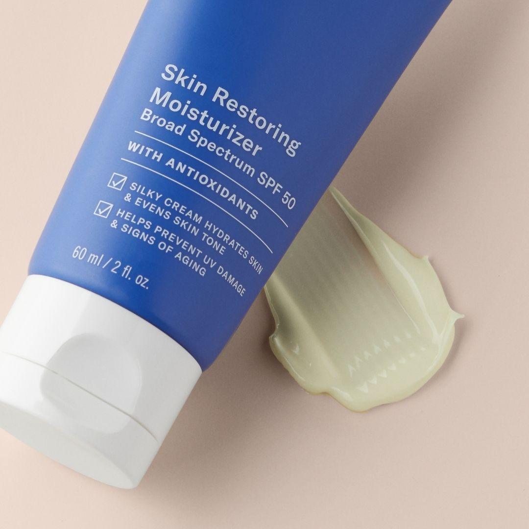Resist Skin Restoring Moisturizer - Възстановяващ Хидратантен Против Стареене SPF50